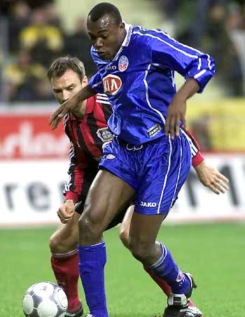 2的比分败 2的比分败