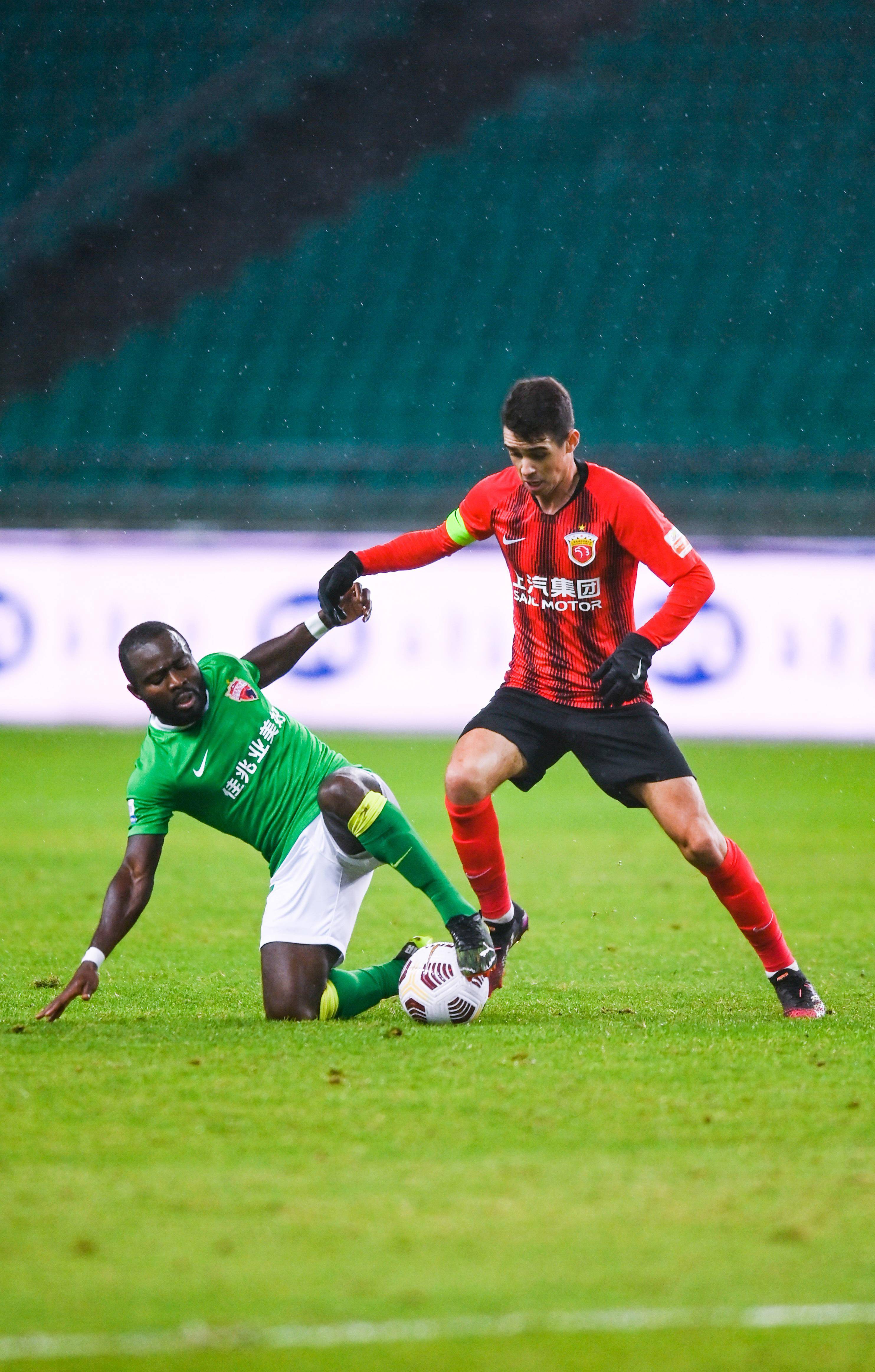 彼得罗夫的 彼得罗夫的