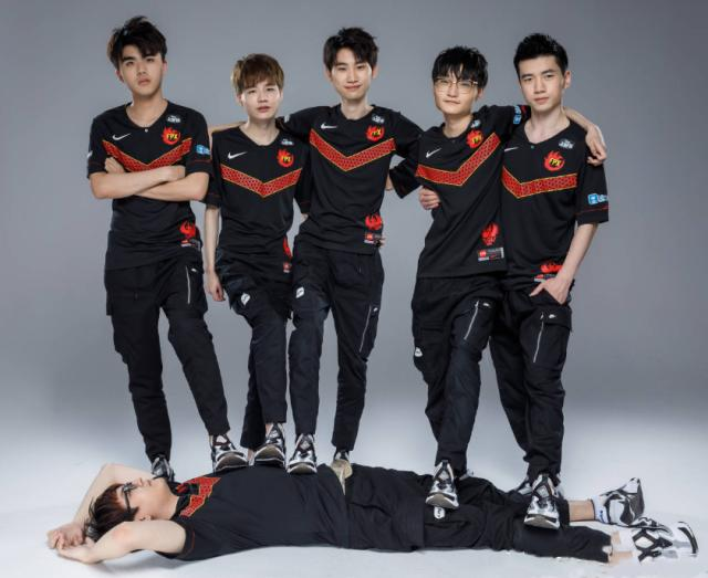 仅帮助他们 仅帮助他们